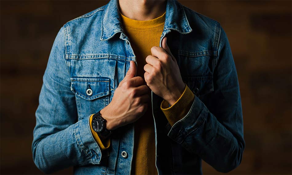 Perbedaan Jaket Jeans Pria dan Wanita
